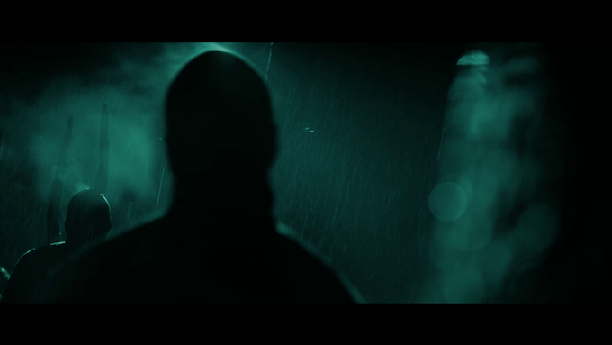 The Stranger - film still - pursuit in the rain